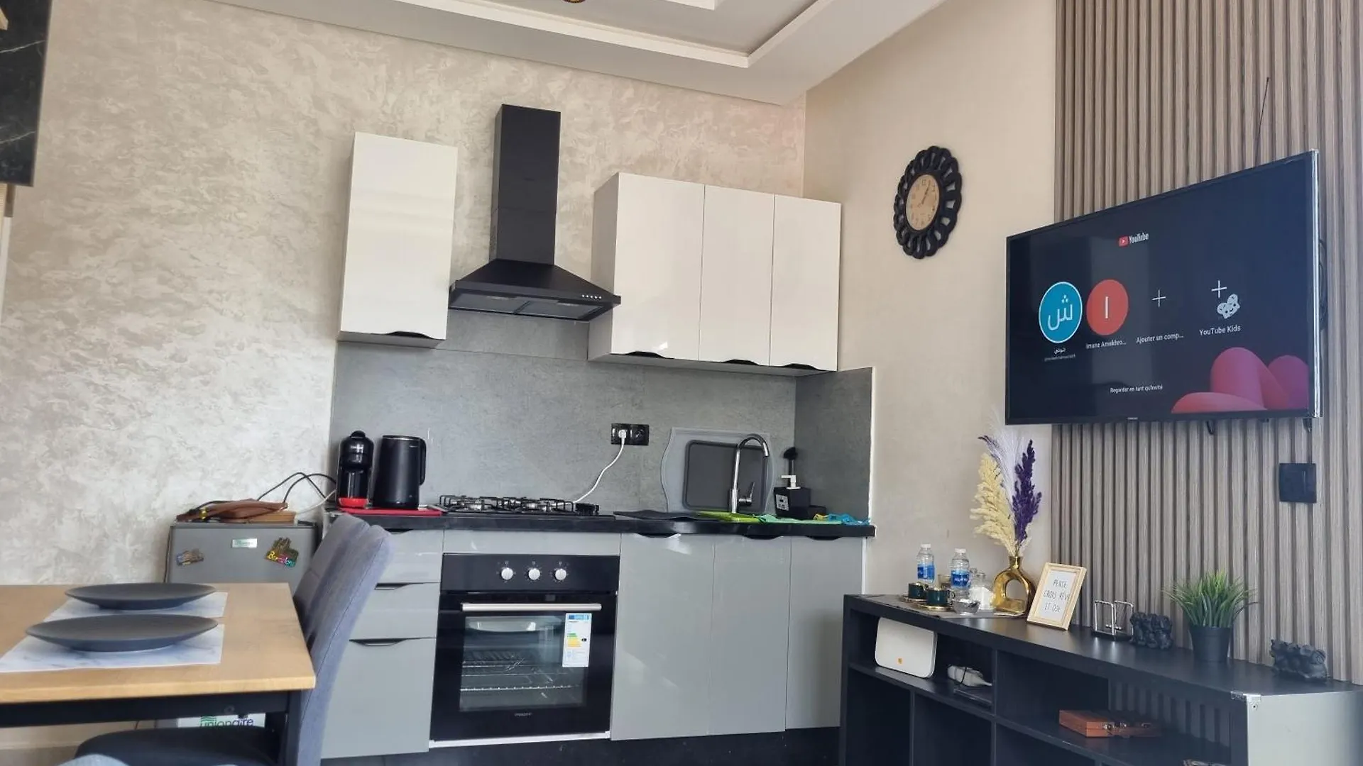 Quiet Studio In Maarif Residence Jasmane Living Casablanca 0*,  Maroko